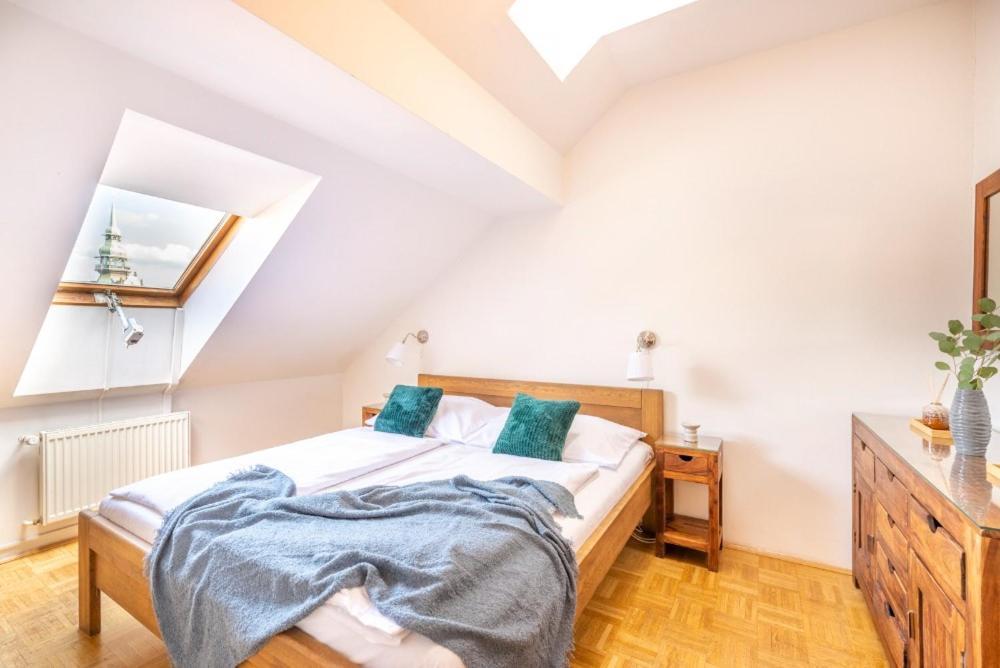 Templova - Old Town Large Apartment With Terrace Prag Dış mekan fotoğraf