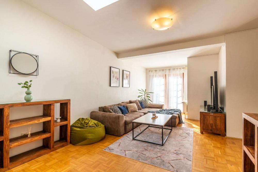 Templova - Old Town Large Apartment With Terrace Prag Dış mekan fotoğraf